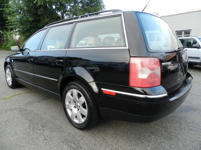 2001 Volkswagen Passat SE Crew Cab 4WD FFV