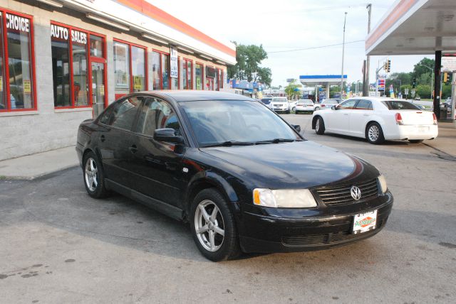 2001 Volkswagen Passat FWD 4dr Sport