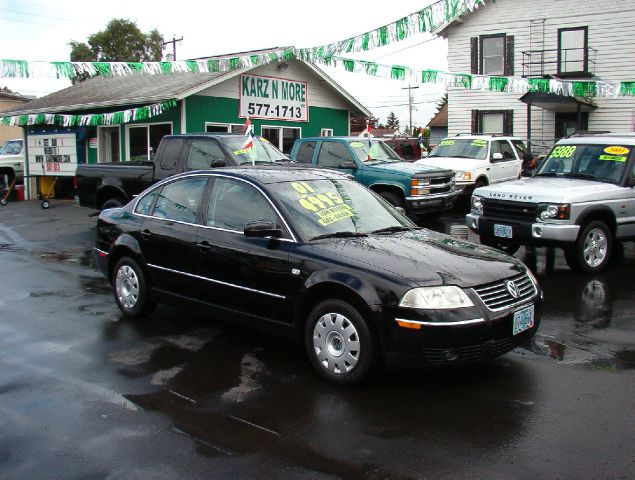 2001 Volkswagen Passat FWD 4dr Sport