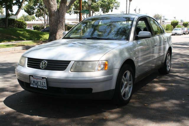 2001 Volkswagen Passat SE Crew Cab 4WD FFV