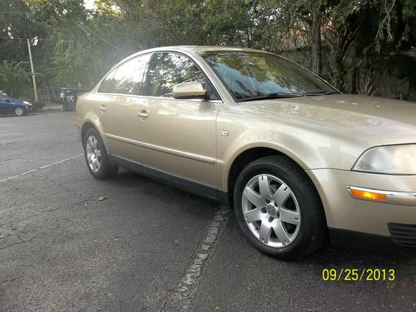 2001 Volkswagen Passat SE Crew Cab 4WD FFV