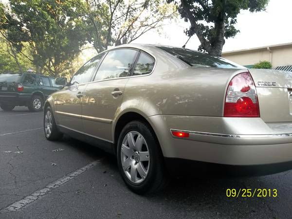 2001 Volkswagen Passat SE Crew Cab 4WD FFV