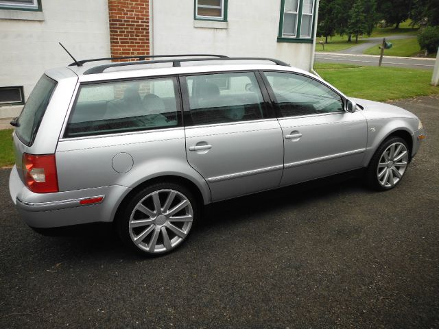 2002 Volkswagen Passat SLE EXT CAB 4D