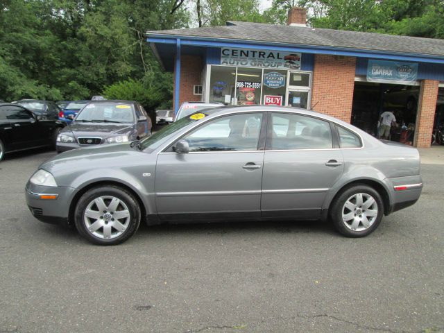 2002 Volkswagen Passat SE Crew Cab 4WD FFV