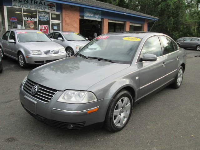 2002 Volkswagen Passat SE Crew Cab 4WD FFV