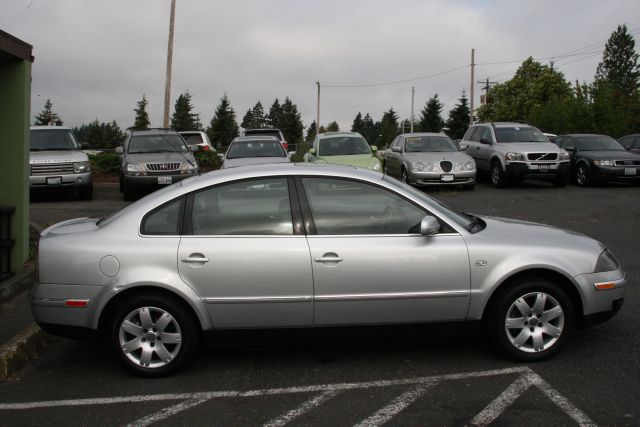 2002 Volkswagen Passat LS W/leather Seats