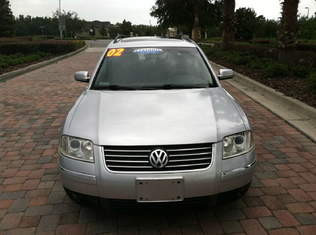 2002 Volkswagen Passat FWD 4dr Sport