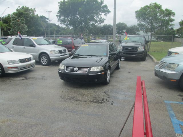 2002 Volkswagen Passat SE Crew Cab 4WD FFV