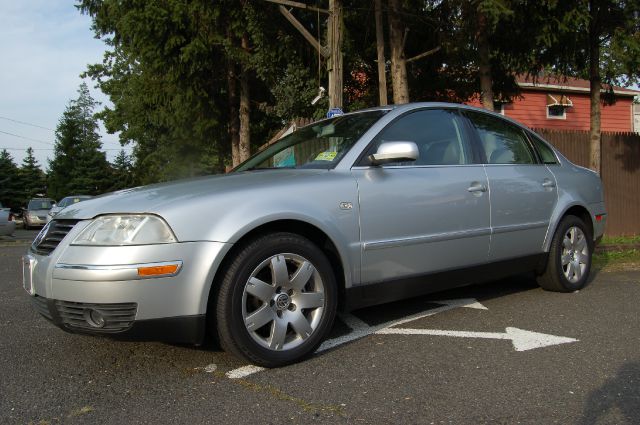 2002 Volkswagen Passat LS W/leather Seats