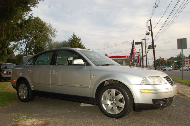 2002 Volkswagen Passat LS W/leather Seats