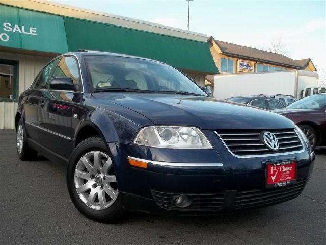 2002 Volkswagen Passat FWD 4dr Sport