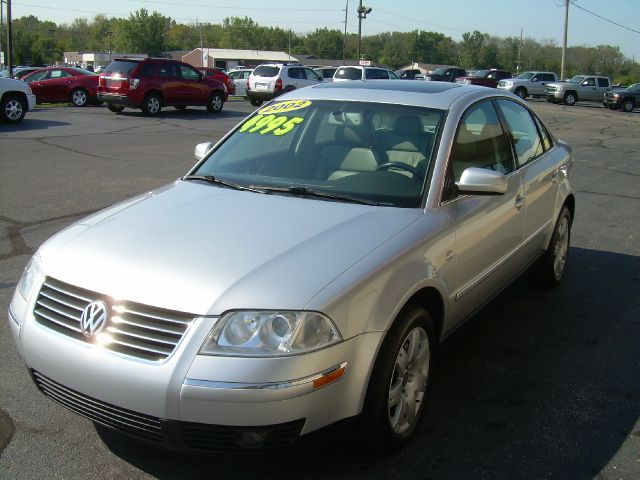 2002 Volkswagen Passat LS W/leather Seats