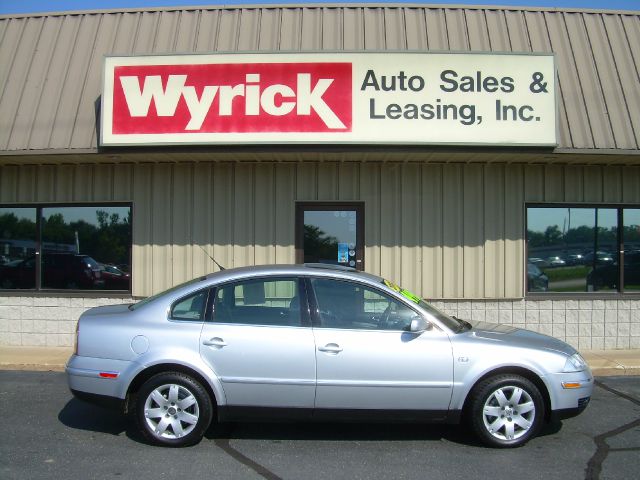 2002 Volkswagen Passat LS W/leather Seats