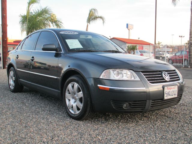 2002 Volkswagen Passat LS W/leather Seats