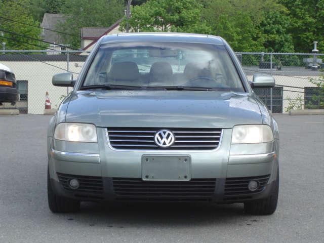 2002 Volkswagen Passat SE Crew Cab 4WD FFV