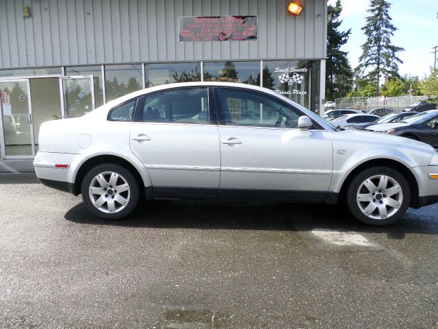 2002 Volkswagen Passat LS W/leather Seats