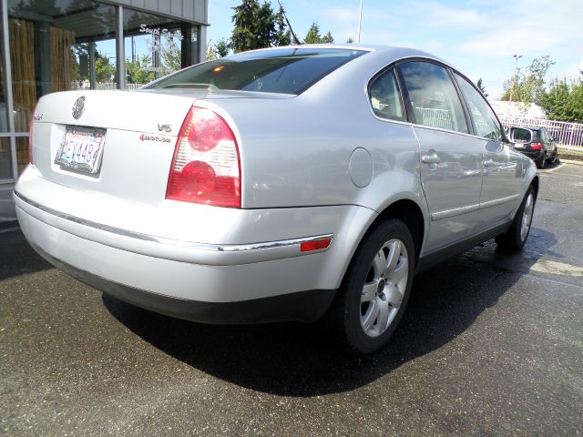 2002 Volkswagen Passat LS W/leather Seats