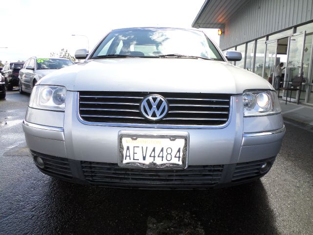 2002 Volkswagen Passat LS W/leather Seats