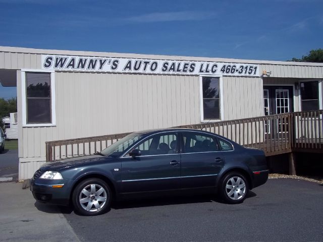 2002 Volkswagen Passat SE Crew Cab 4WD FFV