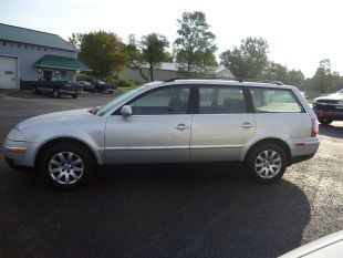 2002 Volkswagen Passat FWD 4dr Sport