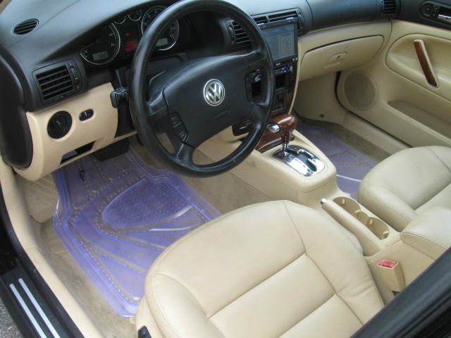 2002 Volkswagen Passat SE Crew Cab 4WD FFV