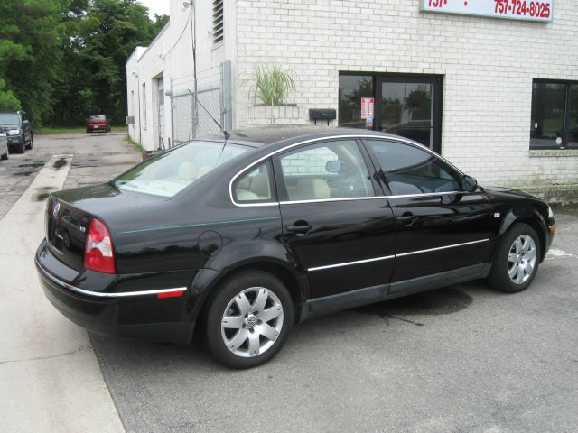 2002 Volkswagen Passat SE Crew Cab 4WD FFV