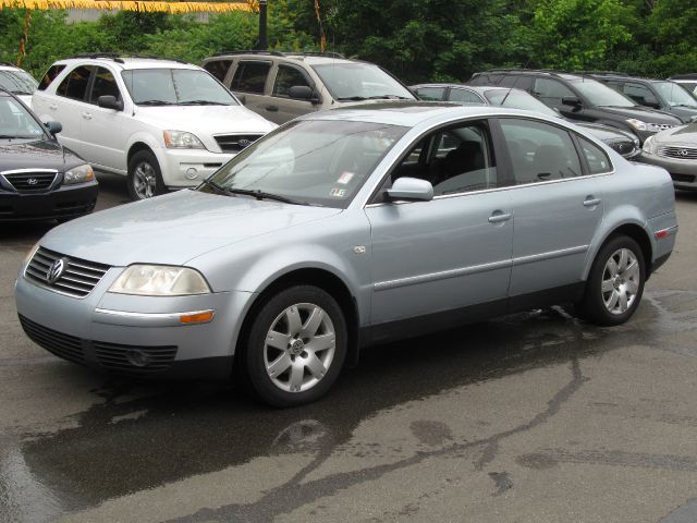 2002 Volkswagen Passat LS W/leather Seats