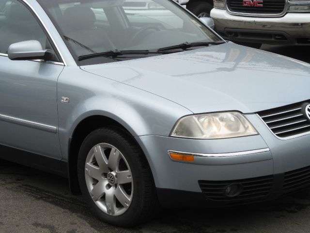 2002 Volkswagen Passat LS W/leather Seats