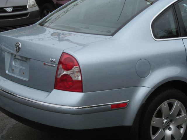 2002 Volkswagen Passat LS W/leather Seats