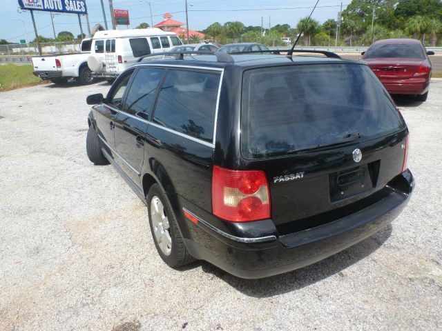 2002 Volkswagen Passat SE Crew Cab 4WD FFV