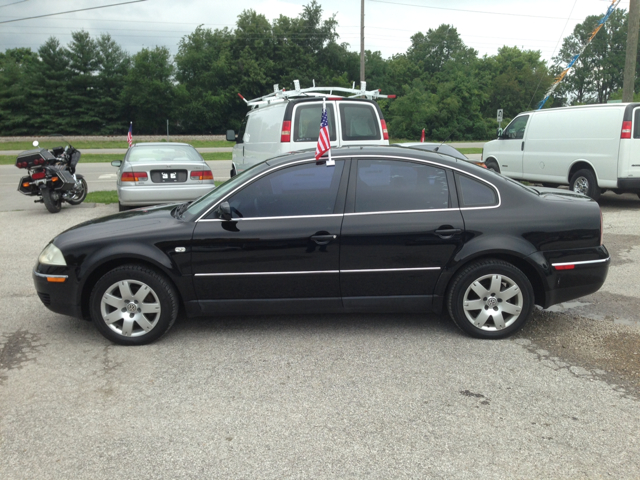 2002 Volkswagen Passat LS W/leather Seats