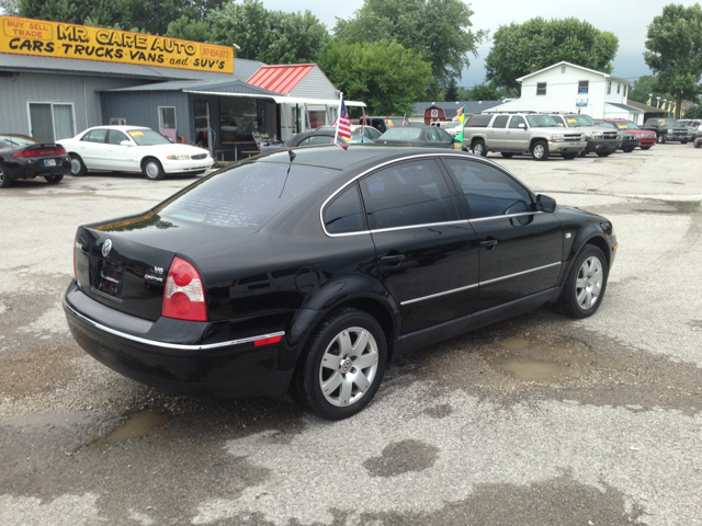 2002 Volkswagen Passat LS W/leather Seats