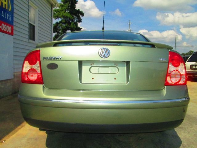 2002 Volkswagen Passat SE Crew Cab 4WD FFV