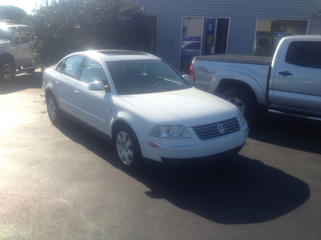 2002 Volkswagen Passat SE Crew Cab 4WD FFV