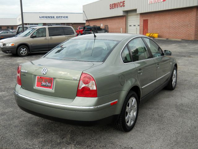 2003 Volkswagen Passat Unknown