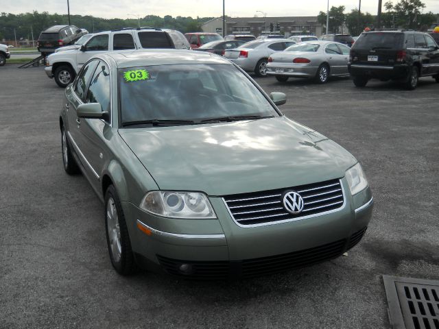 2003 Volkswagen Passat Unknown