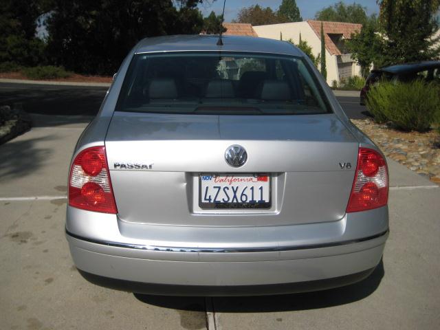 2003 Volkswagen Passat SE Crew Cab 4WD FFV