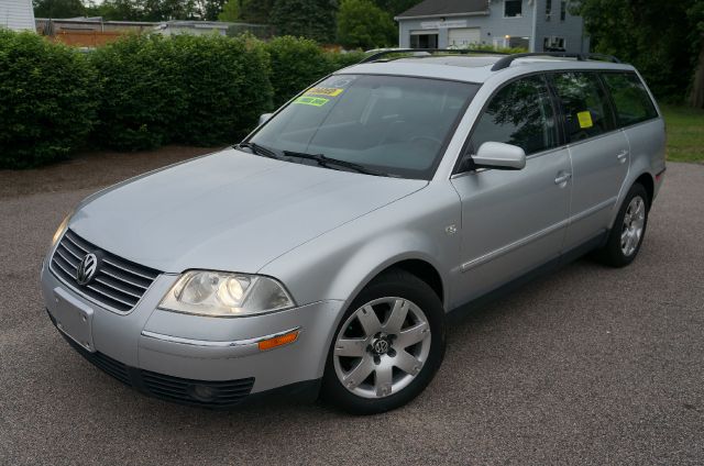 2003 Volkswagen Passat SE Crew Cab 4WD FFV