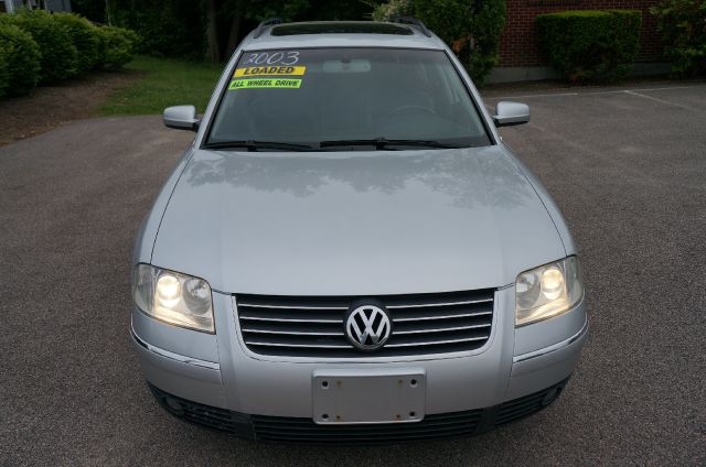 2003 Volkswagen Passat SE Crew Cab 4WD FFV