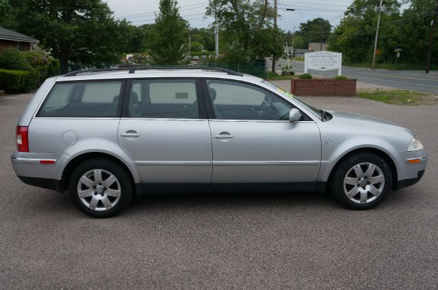 2003 Volkswagen Passat SE Crew Cab 4WD FFV