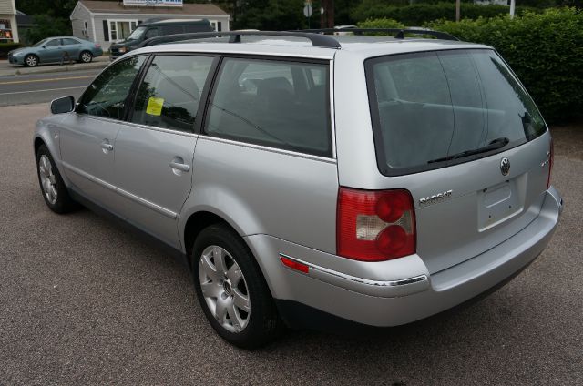 2003 Volkswagen Passat SE Crew Cab 4WD FFV