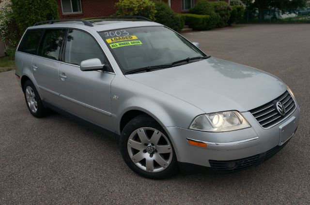 2003 Volkswagen Passat SE Crew Cab 4WD FFV