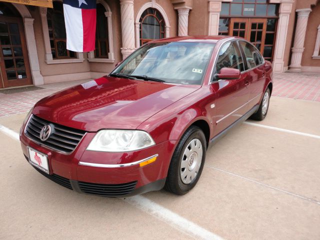 2003 Volkswagen Passat S Sedan