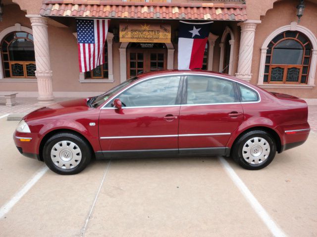 2003 Volkswagen Passat S Sedan