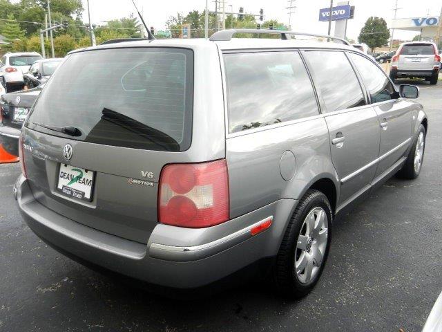 2003 Volkswagen Passat SE Crew Cab 4WD FFV