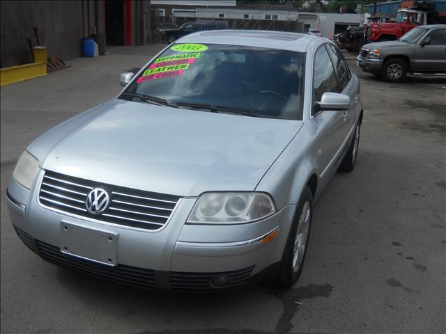 2003 Volkswagen Passat LS W/leather Seats