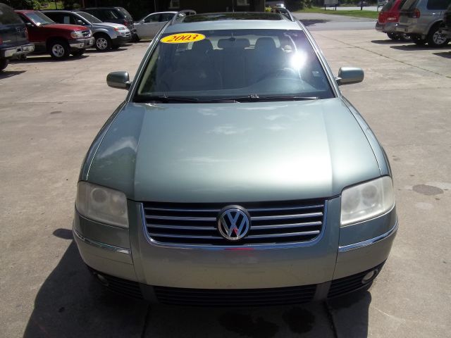 2003 Volkswagen Passat SE Crew Cab 4WD FFV