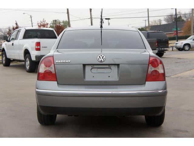 2003 Volkswagen Passat King Cab 4WD