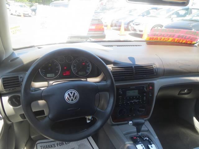 2003 Volkswagen Passat King Cab 4WD