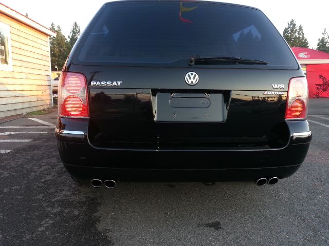 2003 Volkswagen Passat LS W/leather Seats